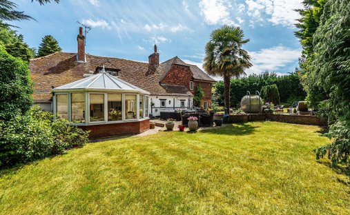 House in Great Bookham, England 1