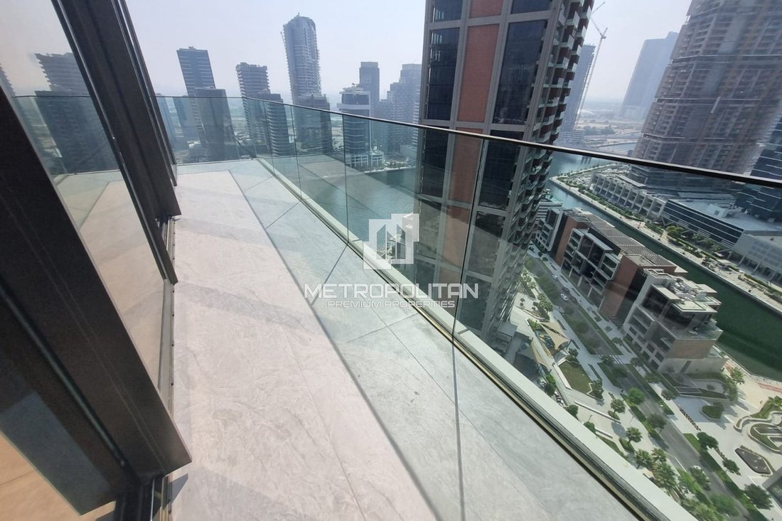 Apartamento en Business Bay, Dubái, Emiratos Árabes Unidos 5 - 17281476