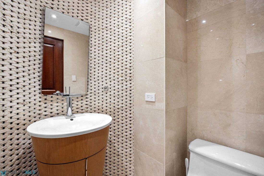 Apartment in San Juan, San Juan, Puerto Rico 1 - 19051246