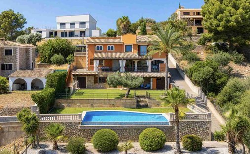 Villa in Bunyola, Balearic Islands, Spain 1