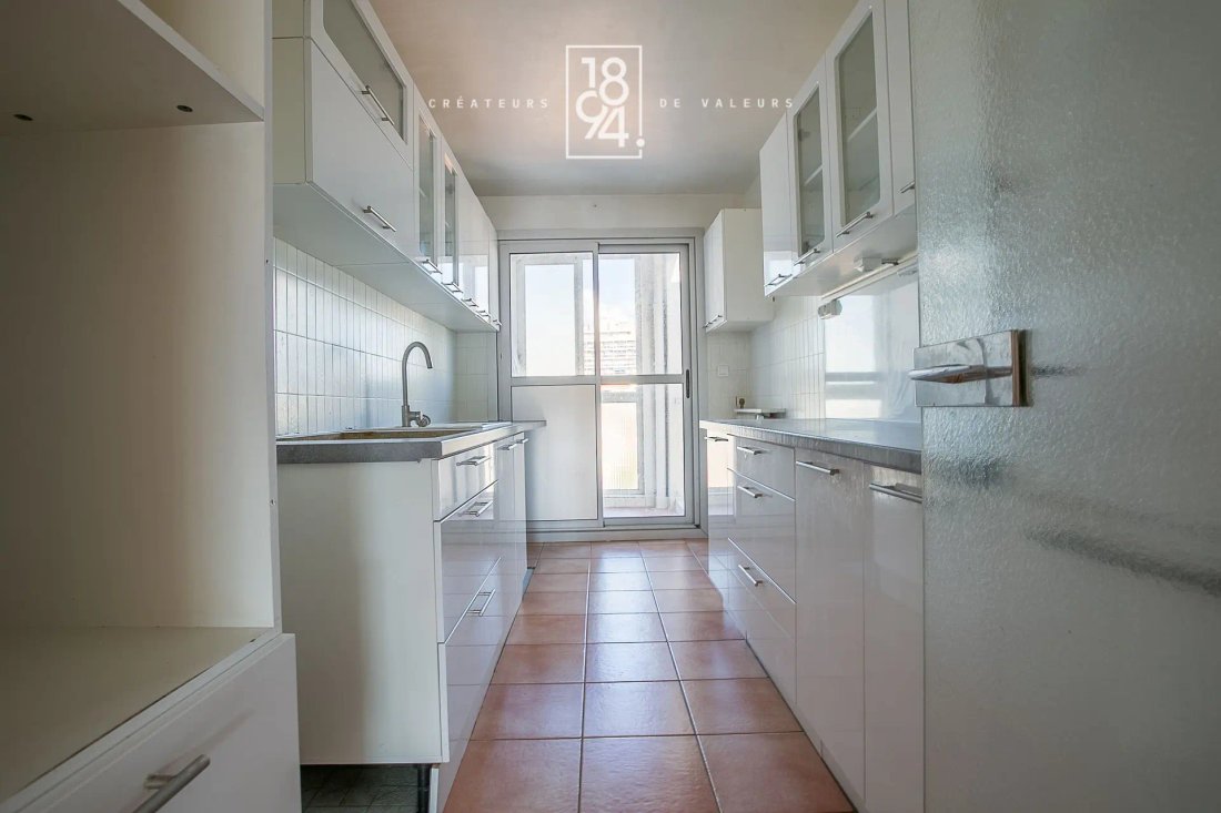 Apartment in 1er Arrondissement, Marseille, France 4 - 19051977