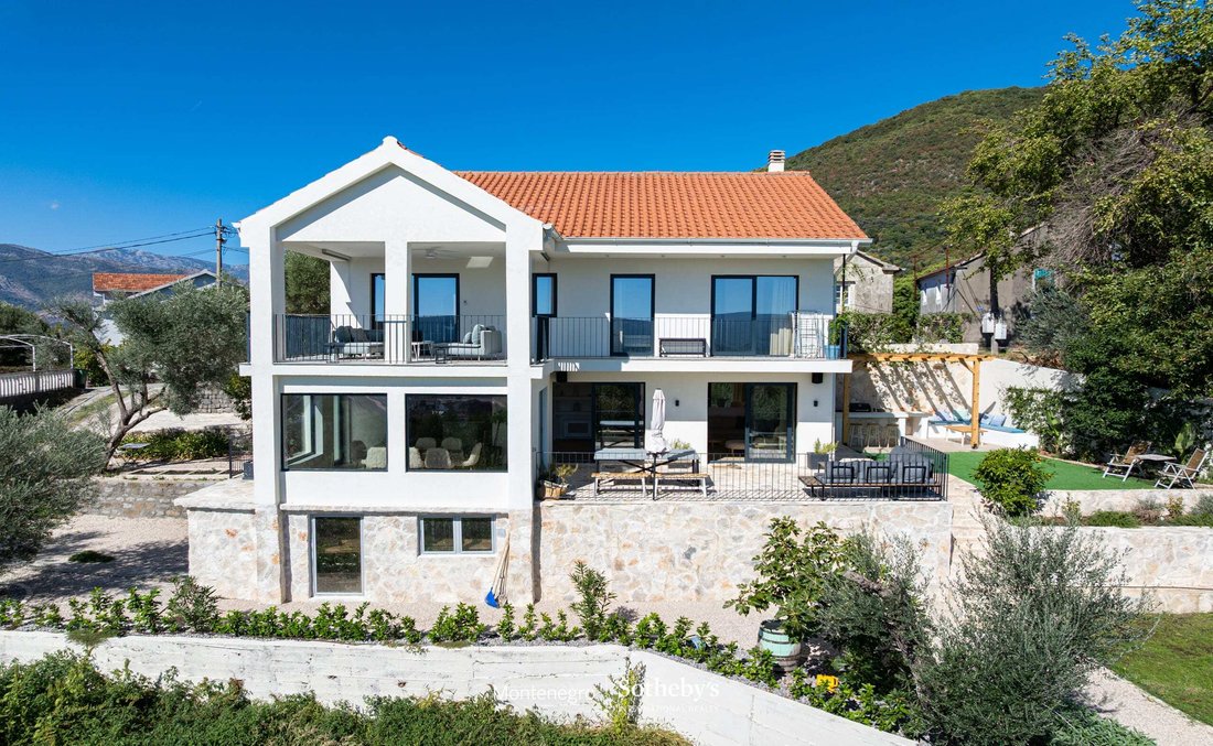 Villa a Teodo, Tivat Municipality, Montenegro 1 - 19051691
