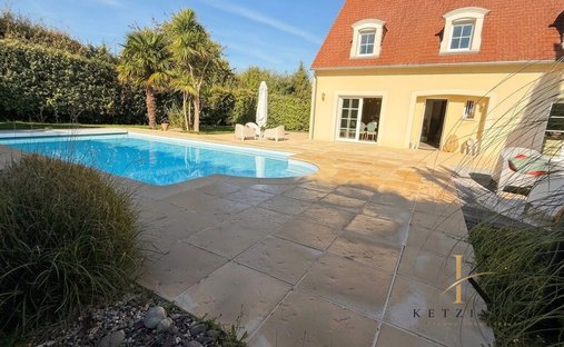 Casa en Creully, Creully sur Seulles, Francia 1