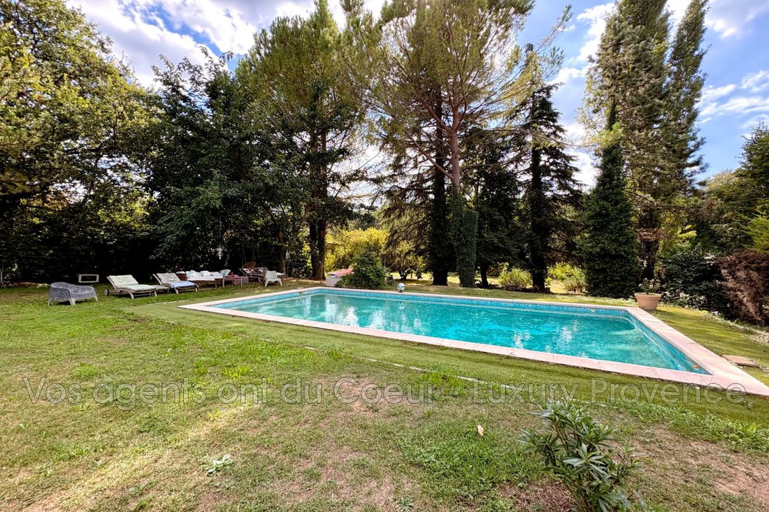 Villa in Hameau, Simiane-Collongue, France 3 - 19051617
