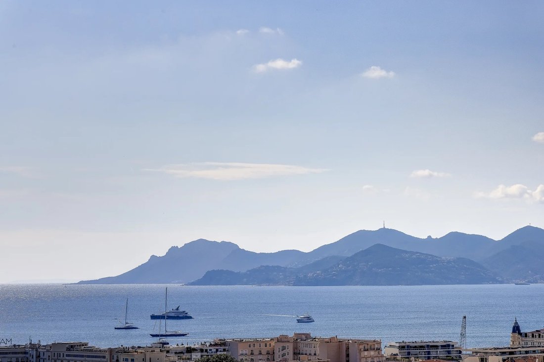 Appartement à La Californie, Cannes, France 1 - 14372301