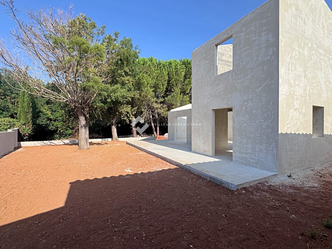 House in Granettes-Jauberte-Sainte Anne, Aix-en-Provence, France 2 - 19056454
