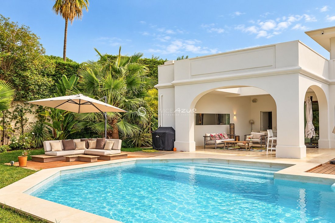 Villa en Vieille Ville, Antibes, Francia 4 - 18645068