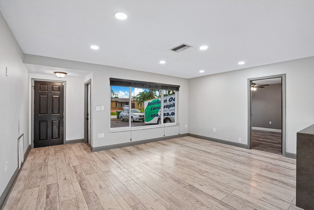 House in Miramar, Florida, United States 3 - 19050818