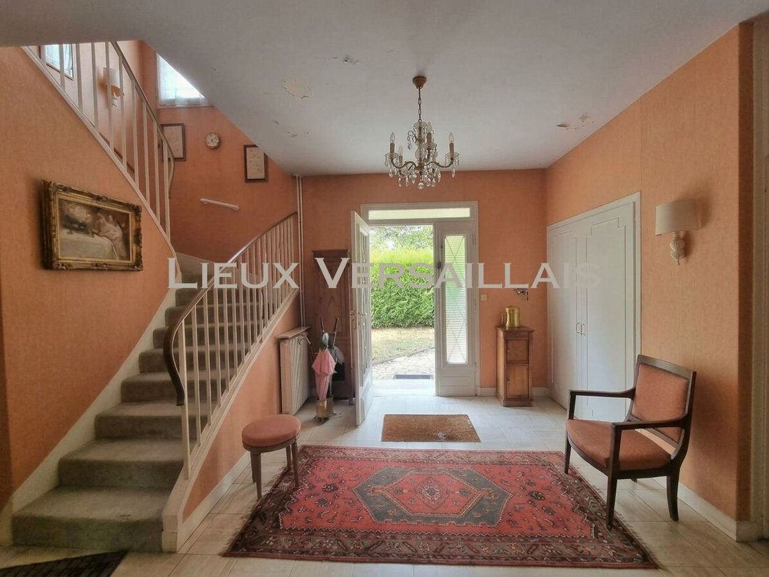 House in Domaine National du Château, Versailles, France 4 - 19055153