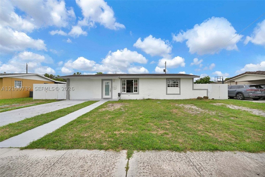 Casa a Miami Lakes, Florida, Stati Uniti 1 - 19054388