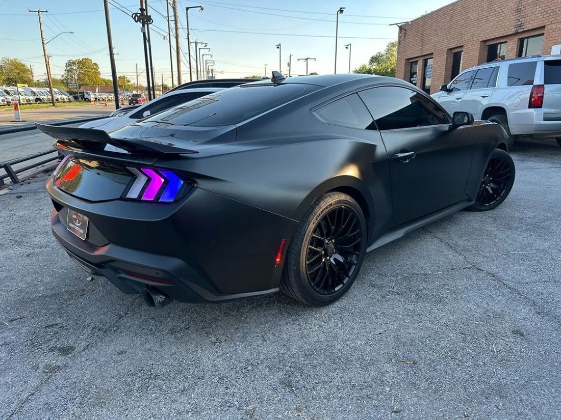 Coupe in San Antonio, TX, United States 4 - 19055714
