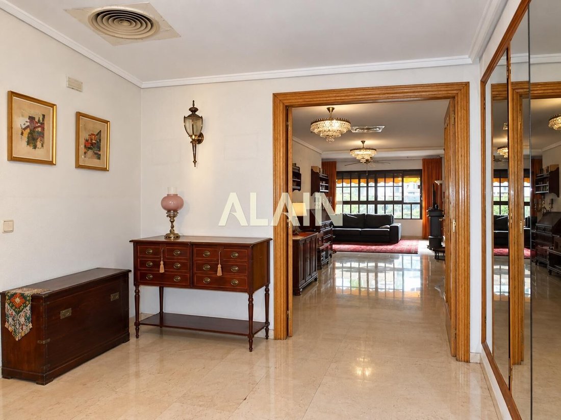 Apartment in l'Eixample, Valencia, Spain 5 - 19053745