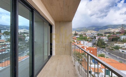Apartamento en São Martinho, Madeira, Portugal 1