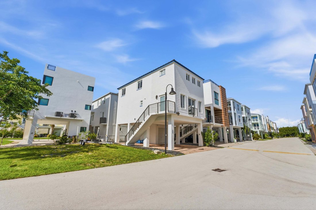 Casa en Key Colony Beach, Florida, Estados Unidos 2 - 19054162