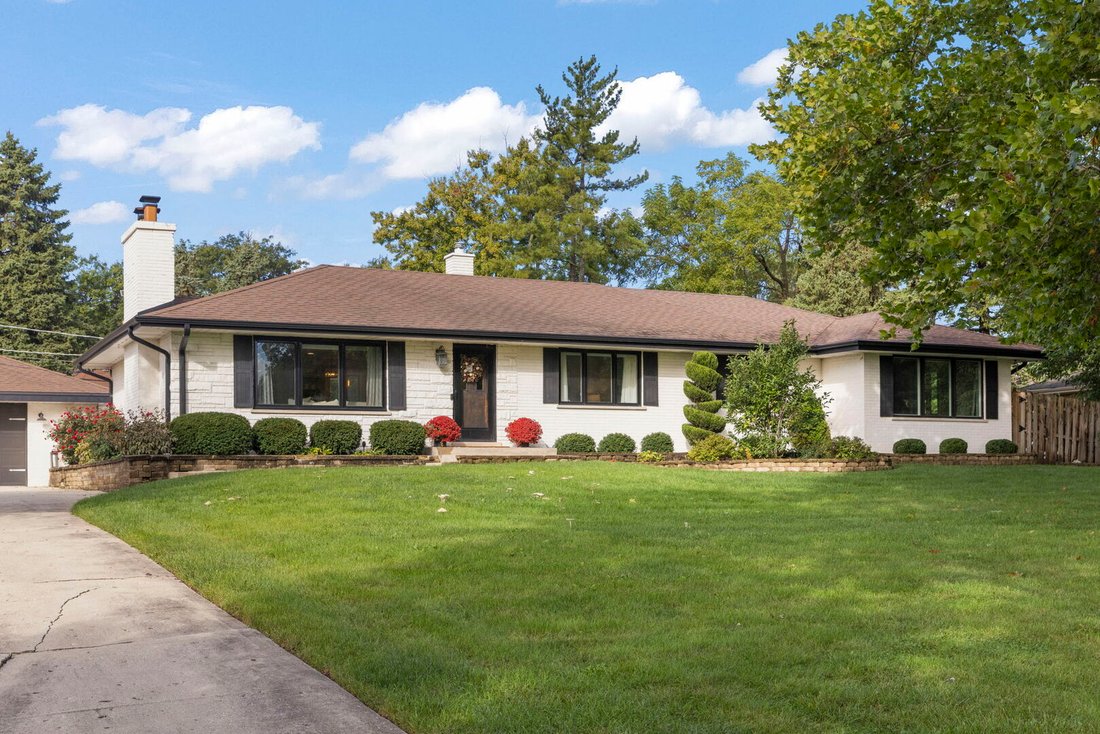 House in Glen Ellyn, Illinois, United States 1 - 19055999