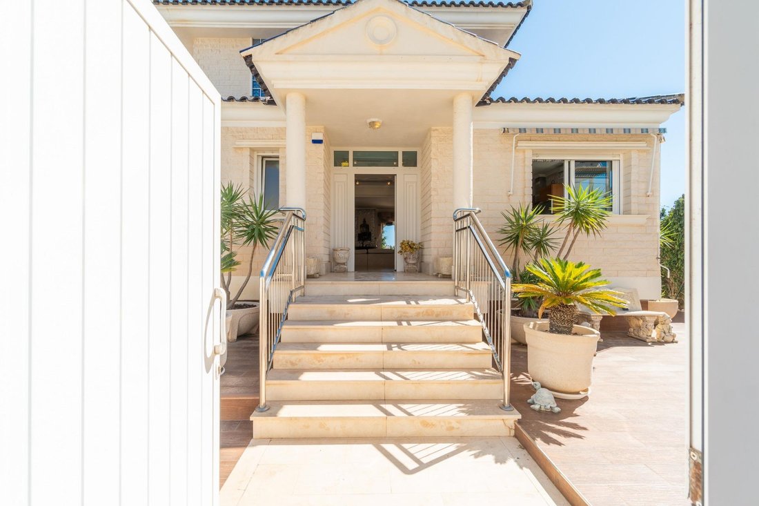 Villa in Torrevieja, Land Valencia, Spanien 5 - 19054999