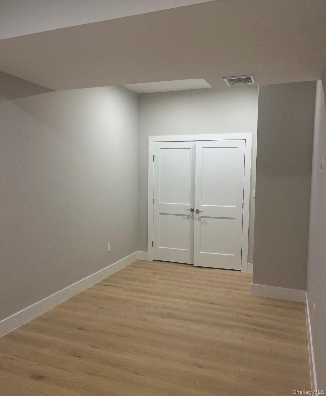 Altro a Mineola, New York, Stati Uniti 5 - 19055118