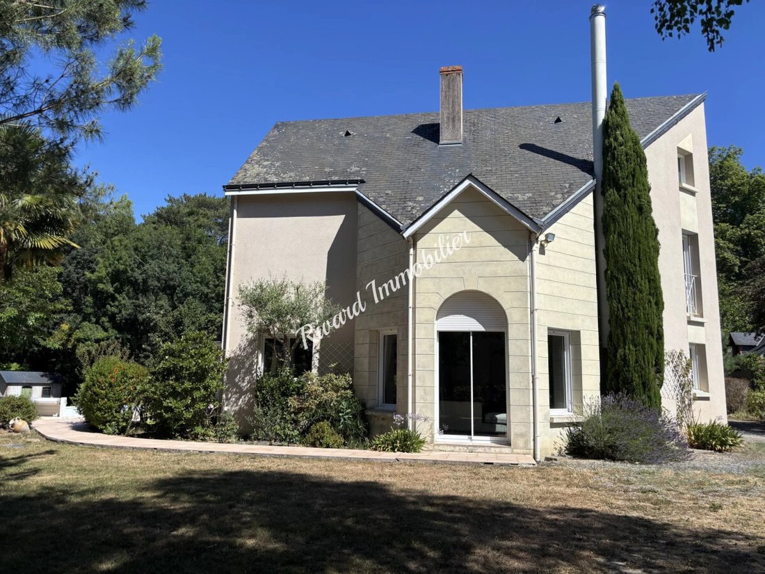 House in Segre, Segre-en-Anjou Bleu, France 4 - 19051817