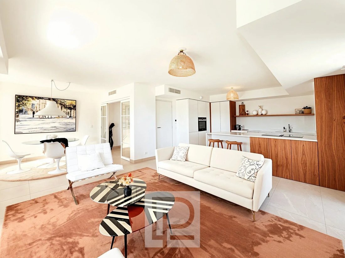 Appartamento a Mougins, Provenza-Alpi-Costa Azzurra, Francia 4 - 18038234