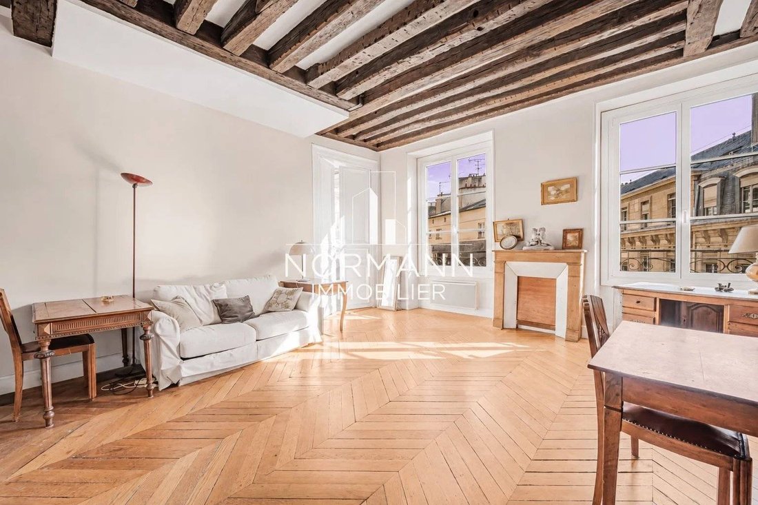 Apartment in Montorgueil-Saint Denis, Paris 2e Arrondissement, Paris 3 - 19037627