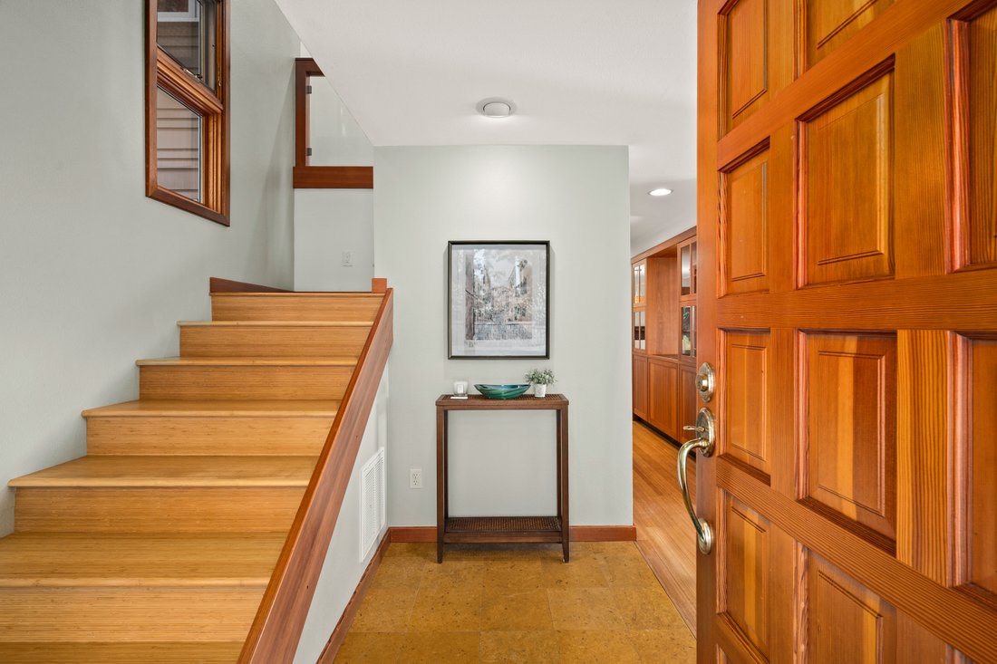 House in Bainbridge Island, Washington, United States 5 - 19054955
