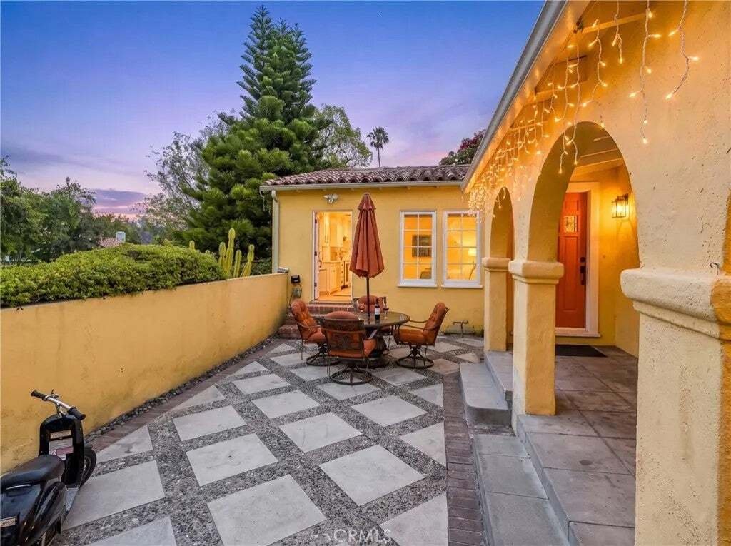 House in Glendale, California, United States 3 - 19051293