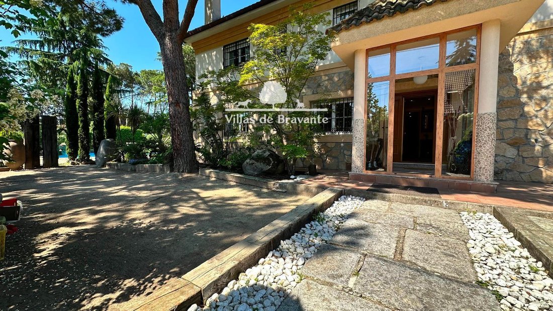 Chalet in Galapagar, Comunidad de Madrid, Spain 4 - 19053959