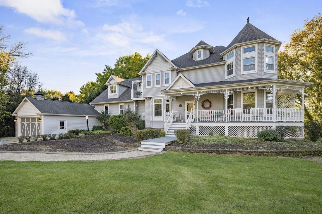 House in Combined Locks, Wisconsin, United States 2 - 19053462