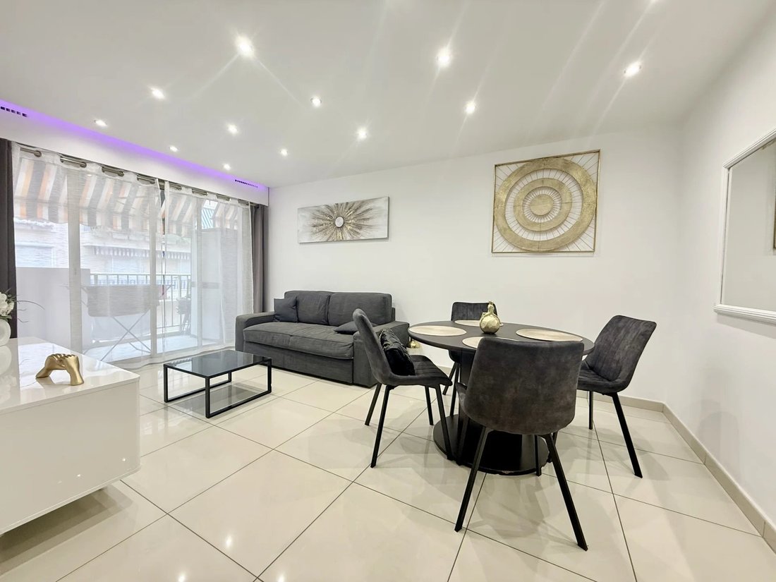 Apartamento en Cannes, Provenza-Alpes-Costa Azul, Francia 1 - 17352698