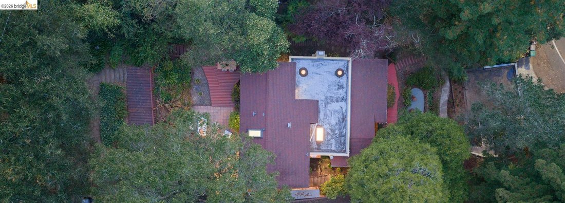 House in Oakland, California, United States 3 - 19054084