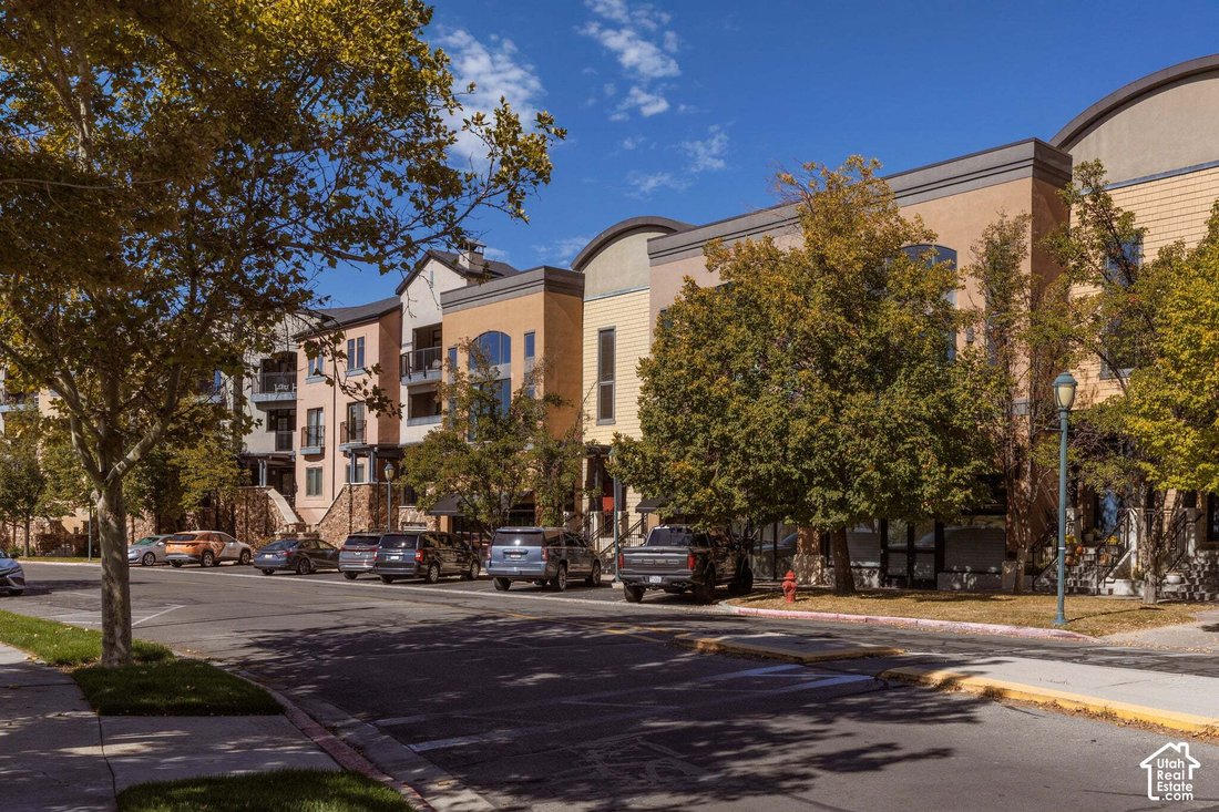 Condo in Provo, Utah, United States 3 - 19053911