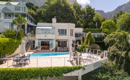 Country House in Newlands, Southern Suburbs, Cape Town 1