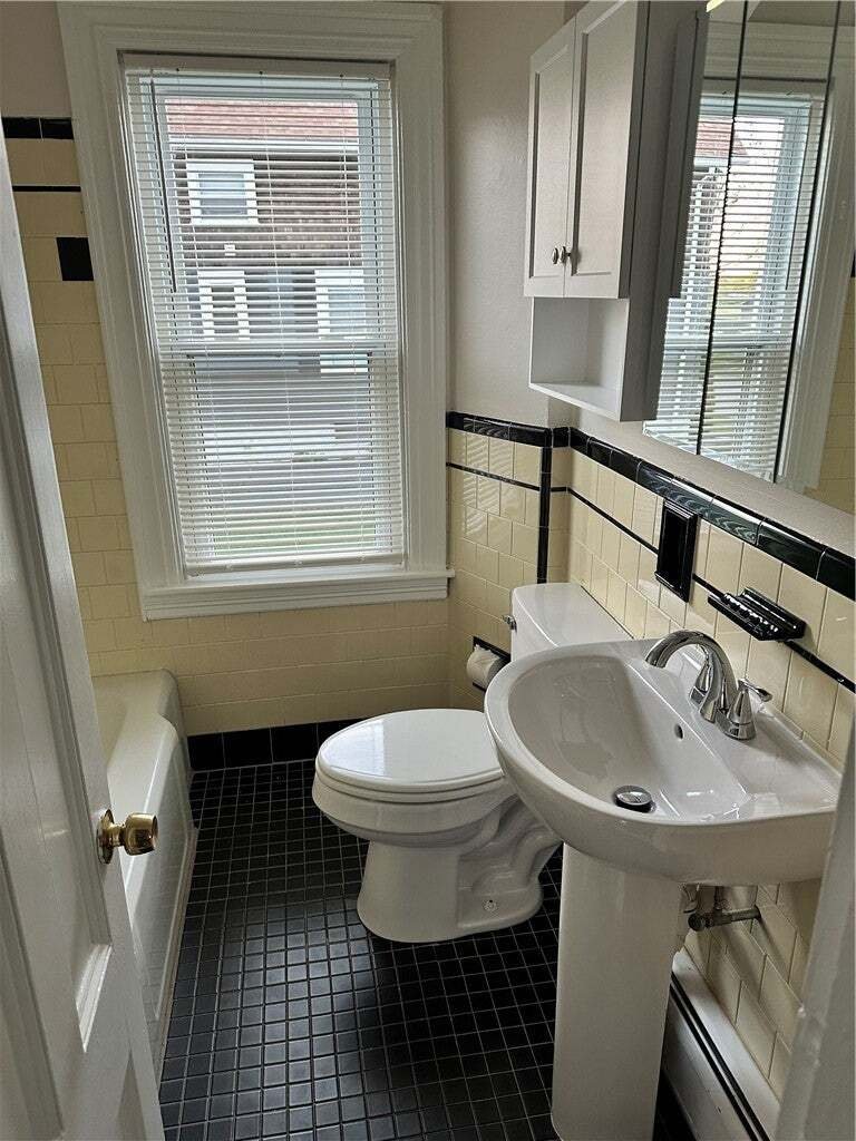 Altro a East Providence, Rhode Island, Stati Uniti 4 - 19053839