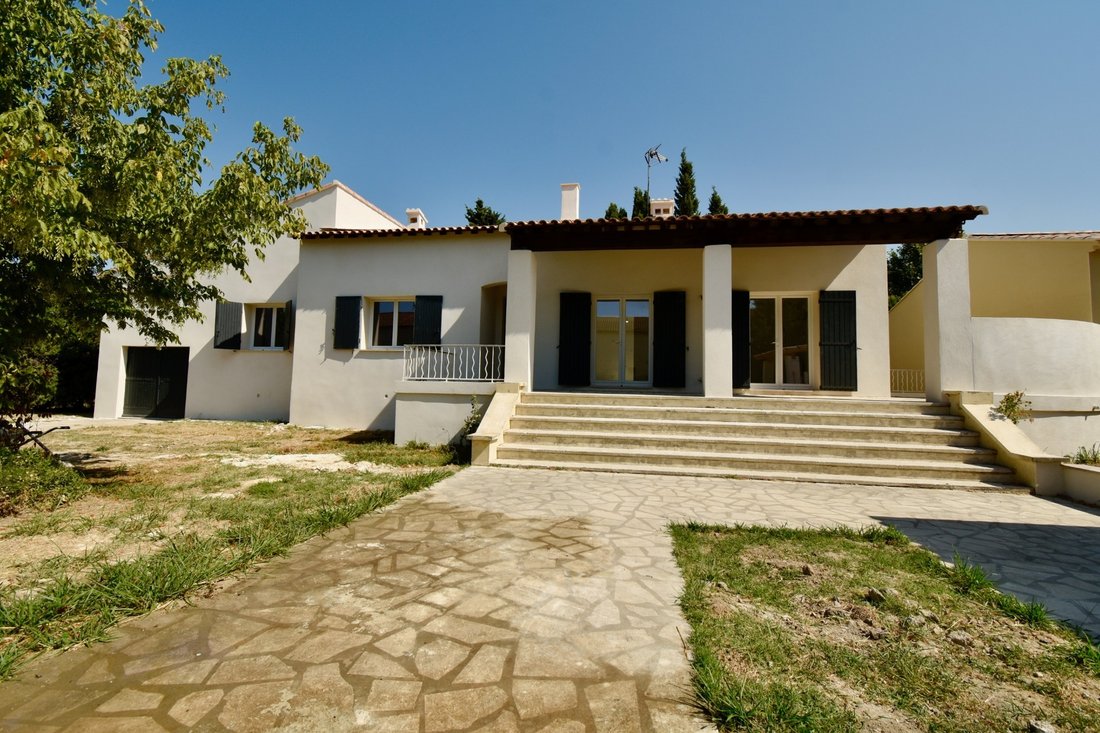 House in Fontvieille, Provence-Alpes-Côte d'Azur, France 3 - 19055358