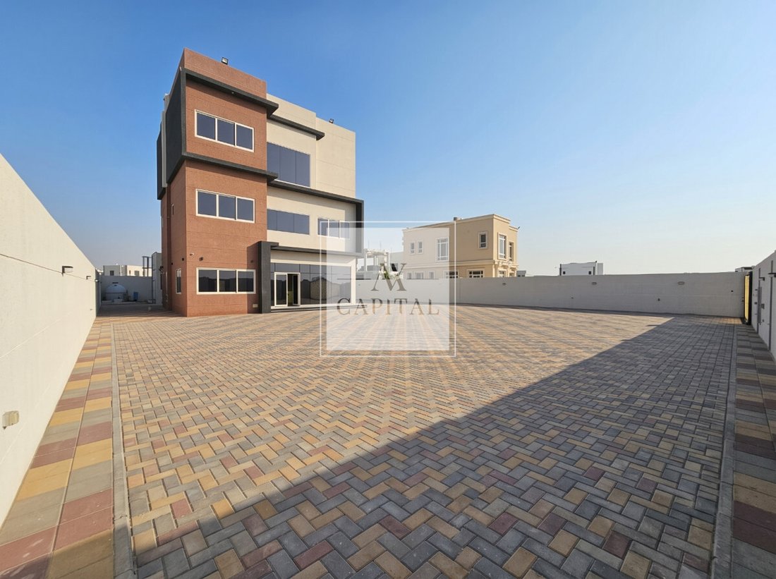 Villa in Al Yufrah 1, Al Yufrah, Dubai 1 - 19051997