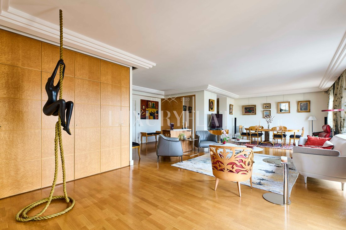 Apartment in Porte Dauphine, Paris 16e Arrondissement, Paris 3 - 19051723