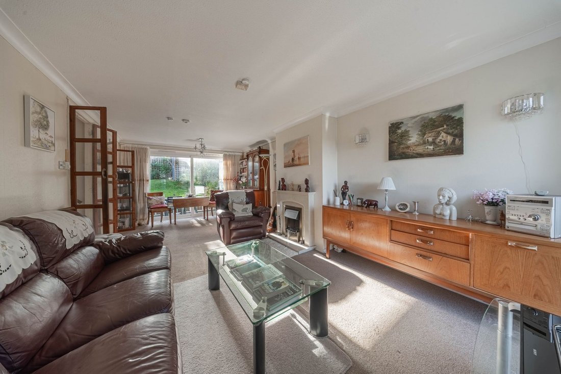 House in Haywards Heath, England 3 - 19052276