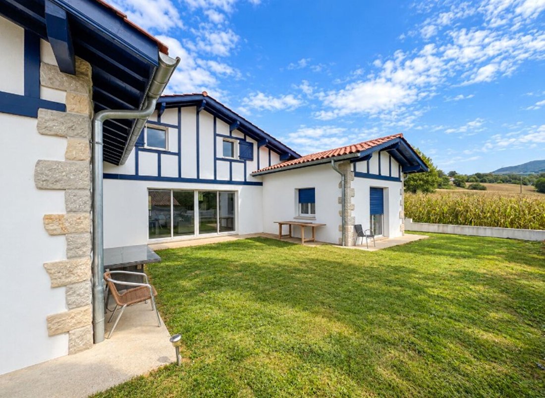 Villa in Cambo-les-Bains, Nouvelle-Aquitaine, France 3 - 19052446