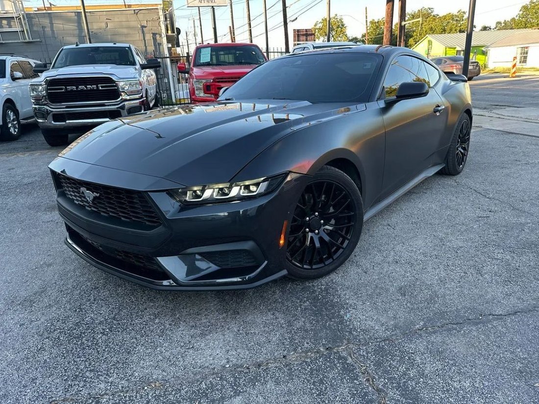 Coupe in San Antonio, TX, United States 1 - 19055714