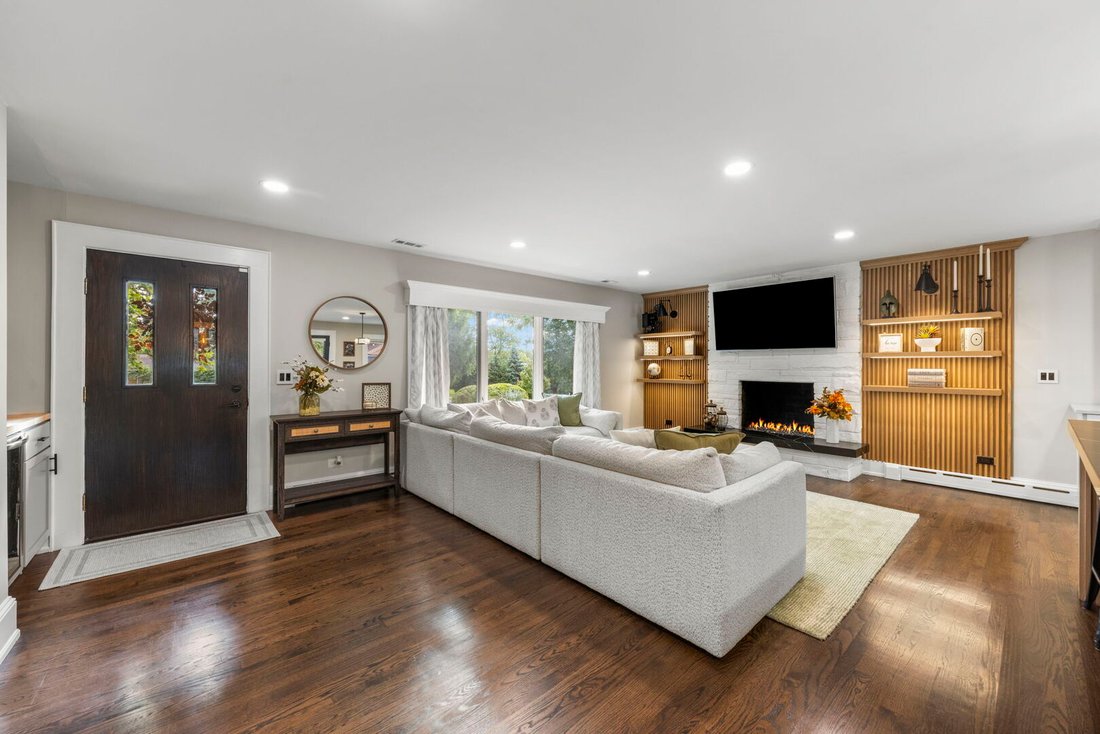 House in Glen Ellyn, Illinois, United States 5 - 19055999