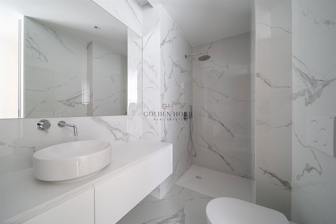 Apartamento en Matosinhos y Leca da Palmeira, Distrito de Oporto, Portugal 4 - 19053791