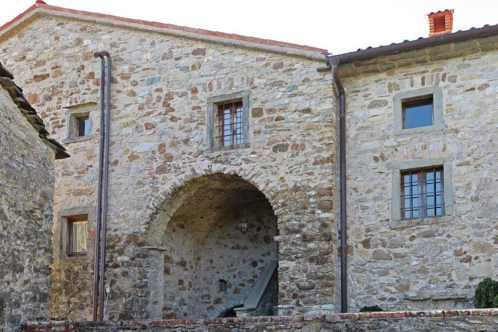 Centro, Pontremoli, Tuscany 2 - 19054321