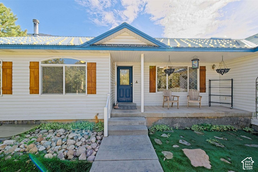 House in Woodland Hills, Utah, United States 2 - 19051057