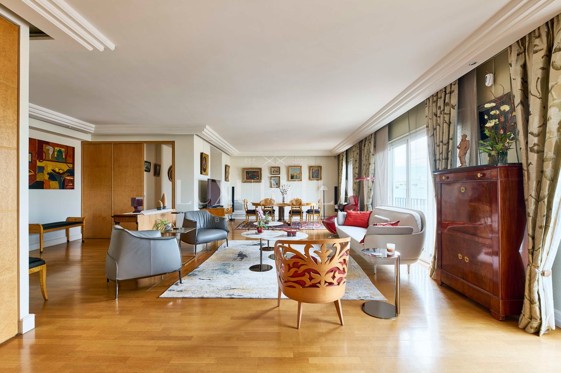 Apartment in Porte Dauphine, Paris 16e Arrondissement, Paris 2 - 19051723