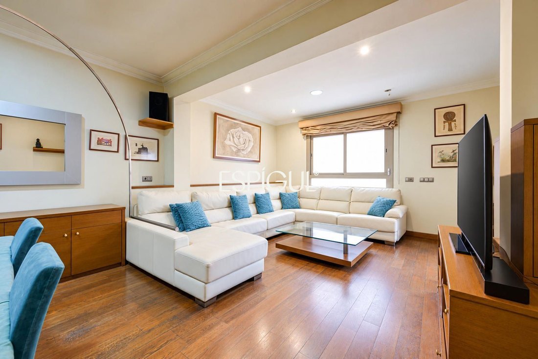 Apartment in Sarrià-Sant Gervasi, Barcelona, Spain 4 - 19050970