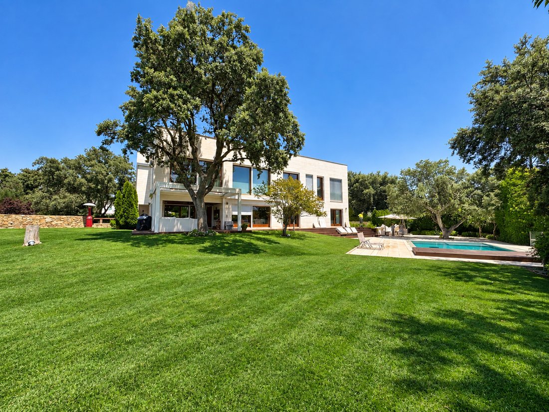 Chalet in La Moraleja, Alcobendas, Comunidad de Madrid 4 - 19054168