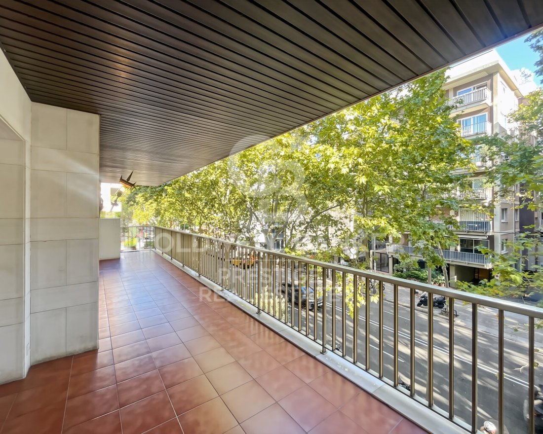 Apartment in Sarrià-Sant Gervasi, Barcelona, Spain 4 - 19056354