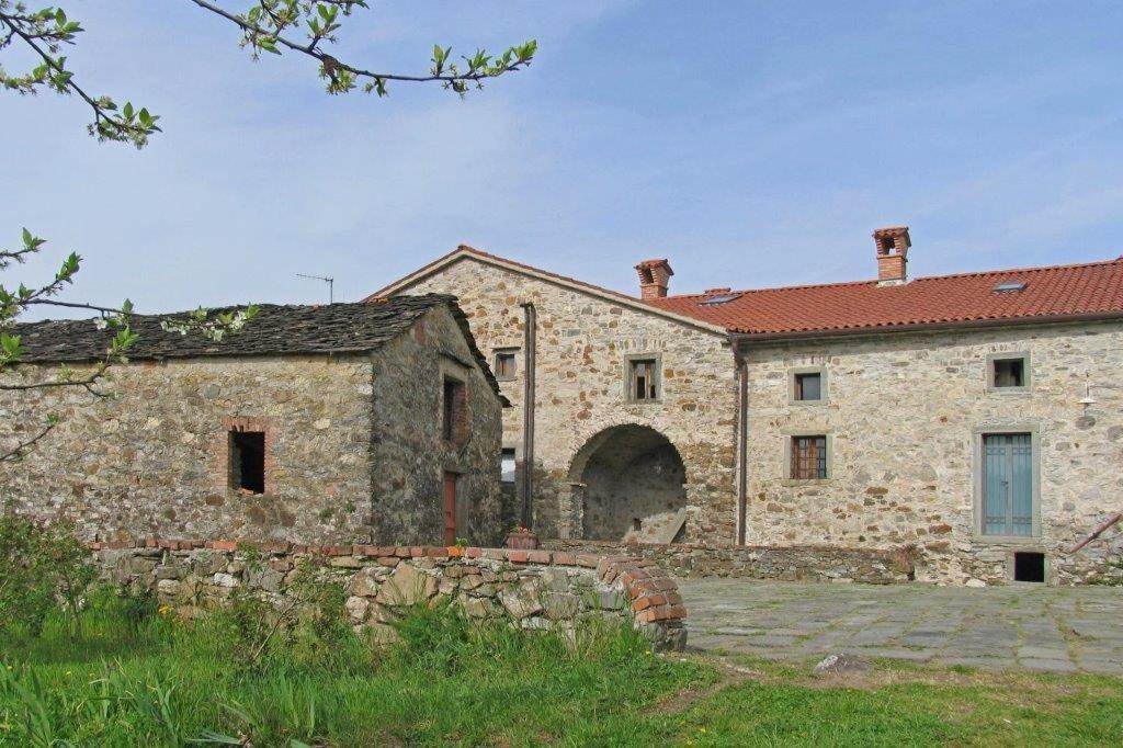 Centro, Pontremoli, Tuscany 4 - 19054321
