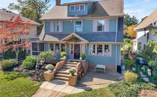 House in Lakewood, Ohio, United States 1