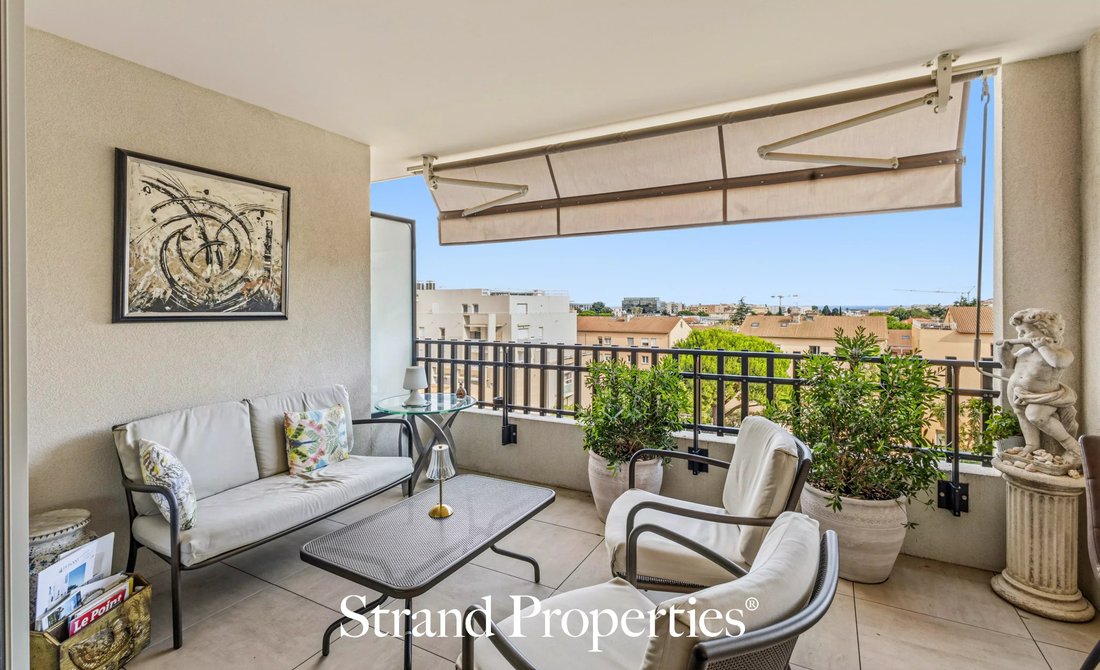 Apartment in Saint-Laurent-du-Var, Provence-Alpes-Côte d'Azur, France 1 - 19050859